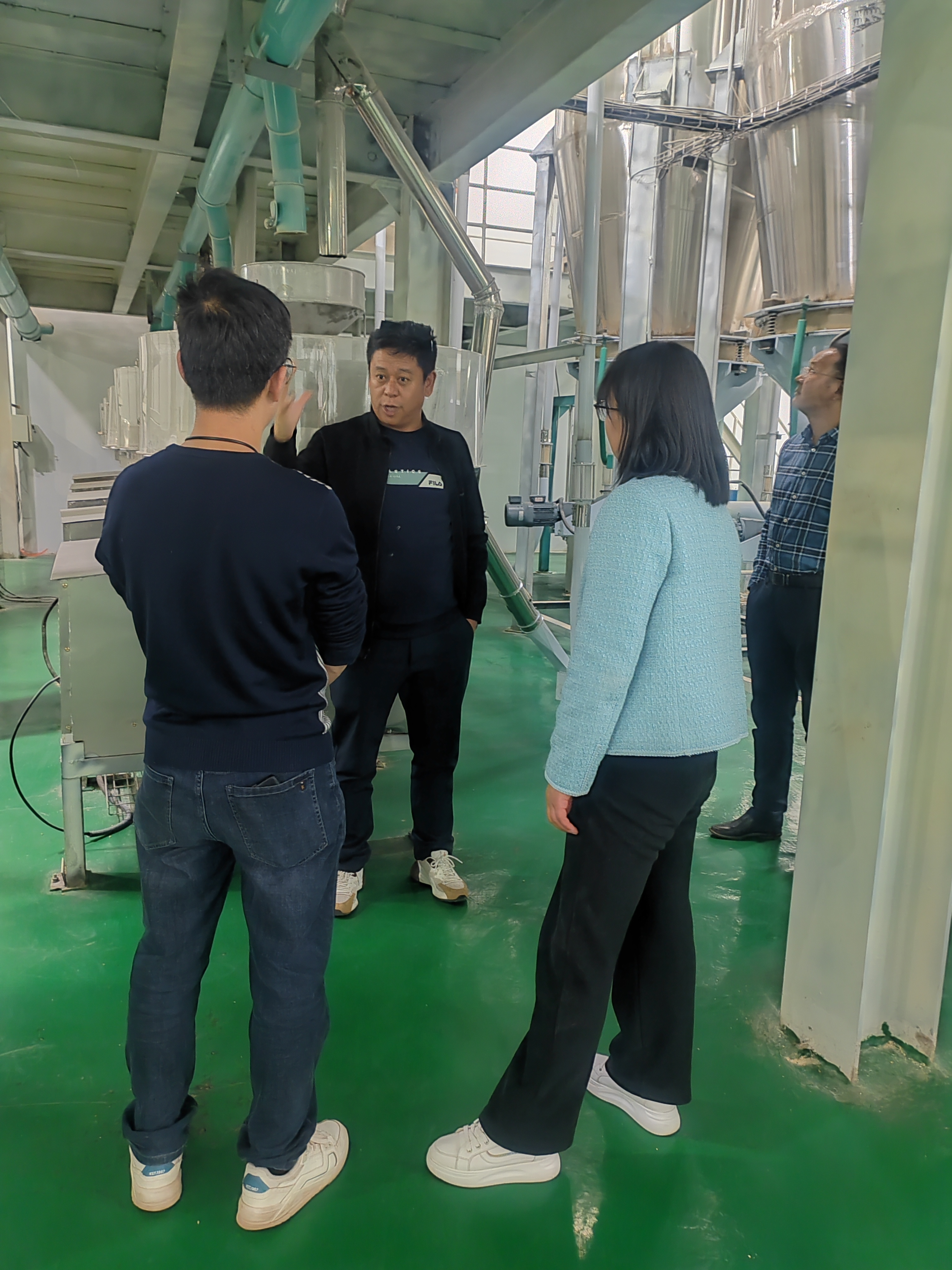 市農(nóng)發(fā)集團一周工作剪影(圖7) 市農(nóng)發(fā)集團一周工作剪影(圖7)